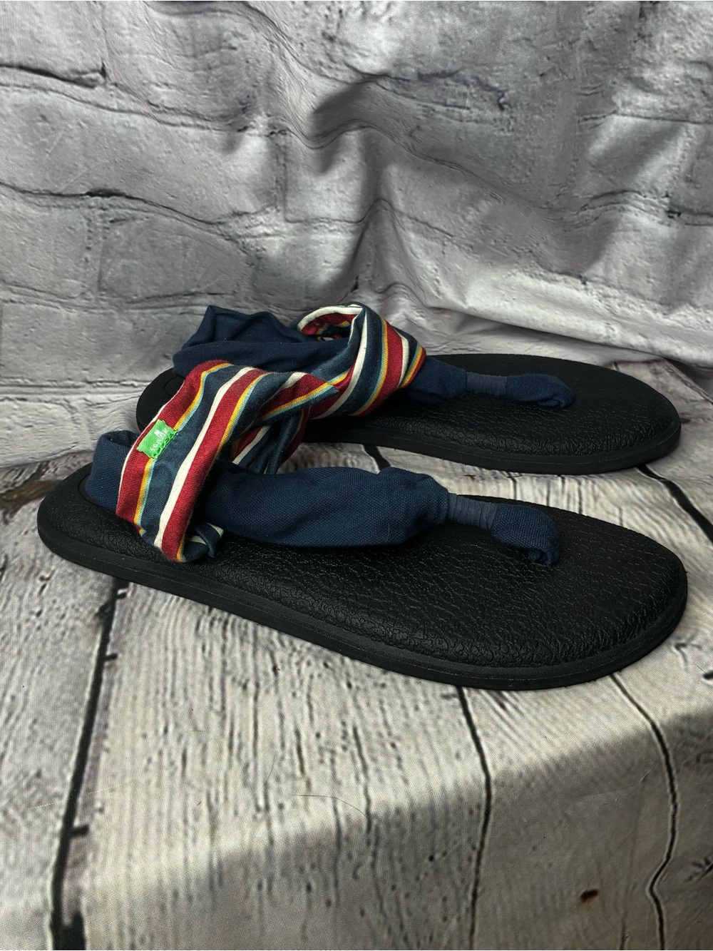 Sanuk Yoga Sling Boho Chic Multi Striped Fabric Festival Casual Thong Sandals 10